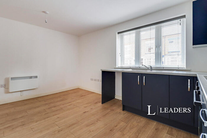 1 Bedroom Flat To Rent In Flat, Ivanhoe Street, Leicester, LE3
