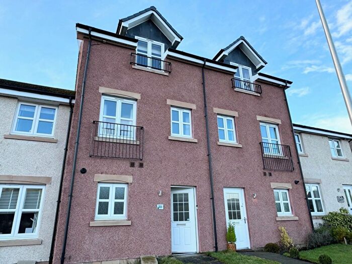 4 Bedroom Town House To Rent In Standalane Way, Peebles, EH45