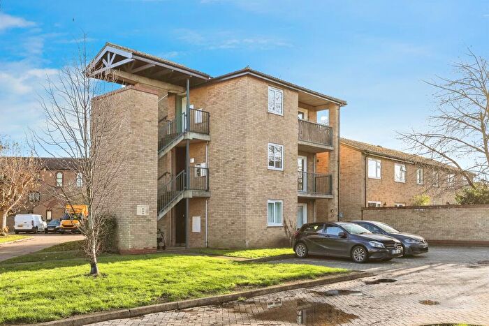 1 Bedroom Flat For Sale In Bascraft Way, Godmanchester, Huntingdon, PE29