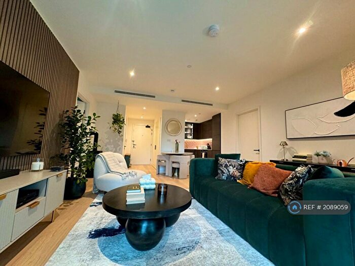 2 Bedroom Flat To Rent In Bonnet Street, London, E16