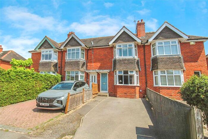 3 Bedroom Terraced House For Sale In Whiterow Park, Trowbridge, BA14