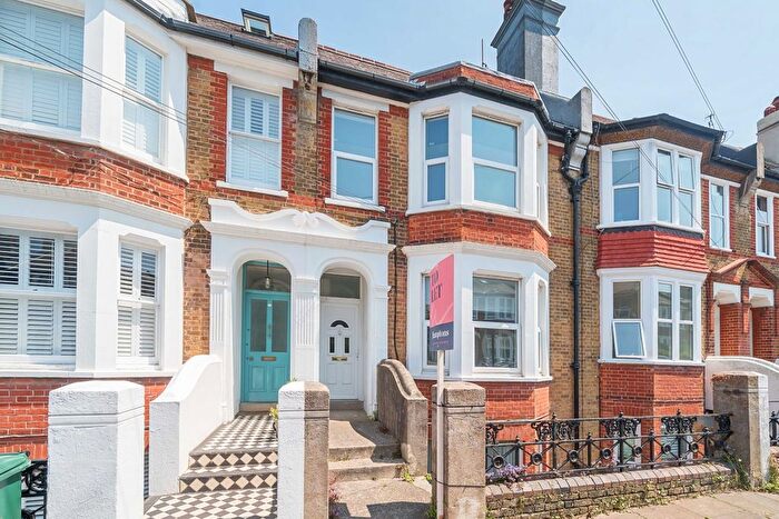 3 Bedroom Maisonette To Rent In Compton Road, Brighton, BN1