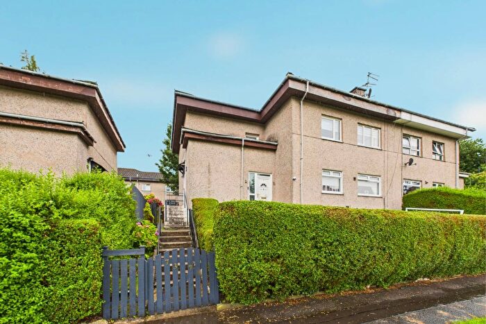 3 Bedroom Flat For Sale In Bellrock Crescent, Cranhill, G33