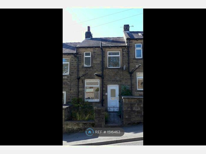 2 Bedroom Terraced House To Rent In Apsley Street, Oakworth, Keighley, BD22