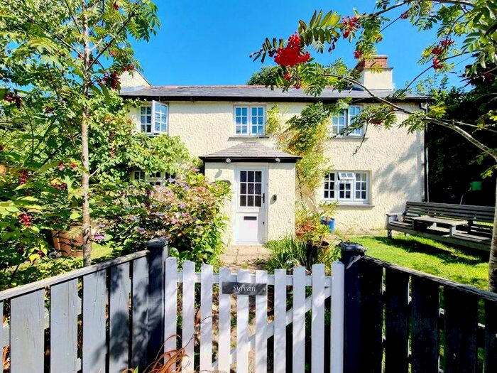 3 Bedroom Cottage For Sale In Langore, Launceston, PL15