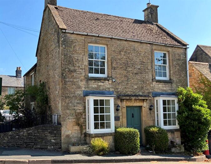 2 Bedroom Detached House For Sale In Stow On The Wold, Gloucestershire, GL54