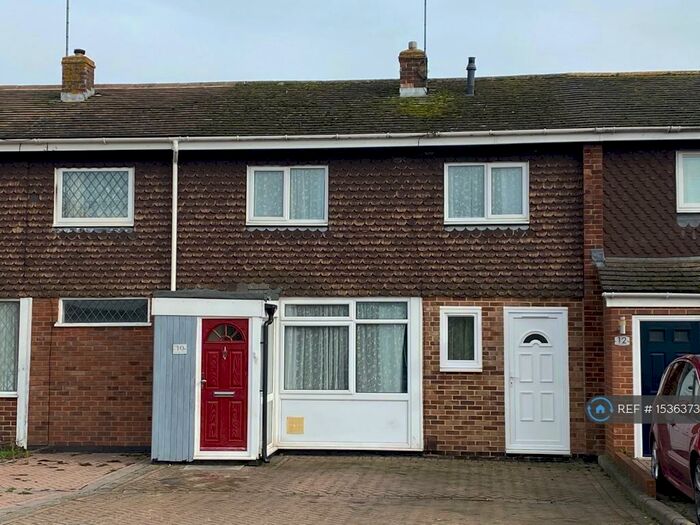4 Bedroom Terraced House To Rent In Fairwater Drive, Woodley, Reading, RG5
