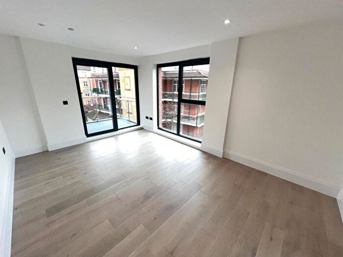 3 Bedroom House To Rent In A Rotherhithe Street, London, SE16