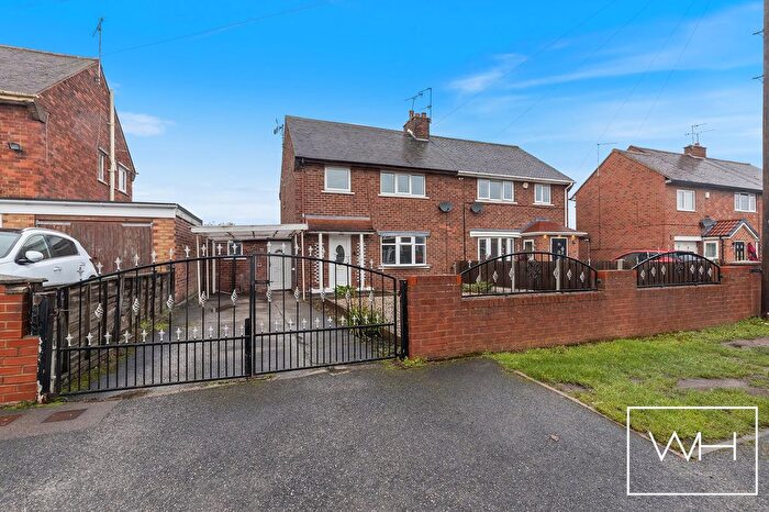 3 Bedroom Semi Detached House For Sale In Inglebrough Drive, Sprotbrough, Doncaster, DN5
