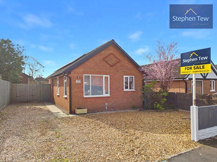 2 Bedroom Detached Bungalow For Sale In Parkside, Lea, PR2