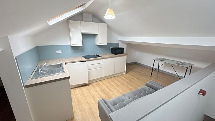 2 Bedroom Flat To Rent In Derwentwater Place, Preston, Lancashire, PR1