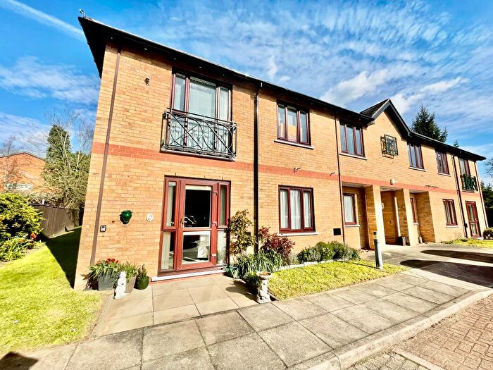 2 Bedroom Flat For Sale In Millers Court, Biggleswade, SG18