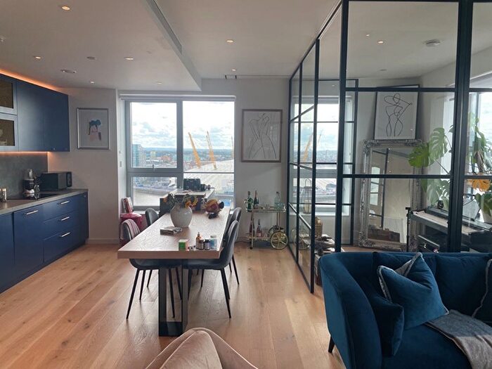 2 Bedroom Flat For Sale In Douglass Tower, Glh, Canning Town, E14