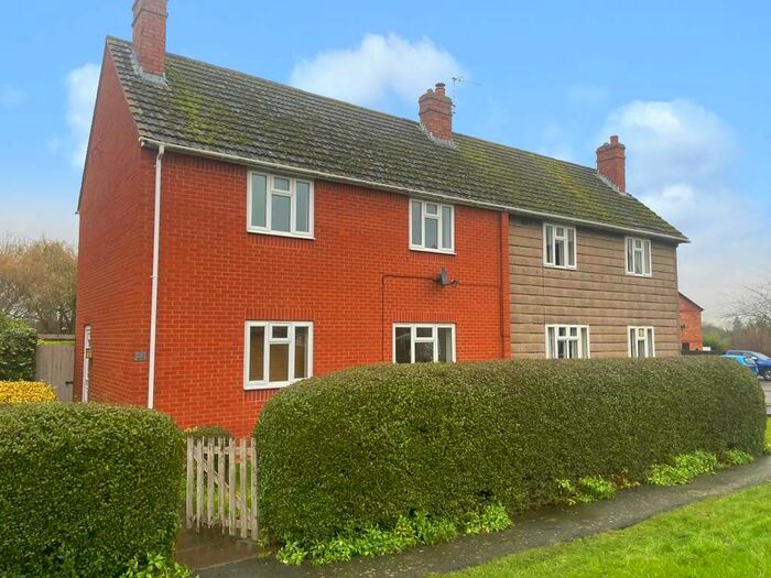 3 Bedroom Property To Rent In Horsebridge Avenue, Badsey, Evesham, WR11