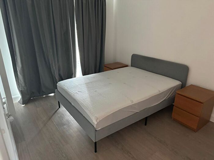 1 Bedroom Flat To Rent In Wellspring House, Seagull Lane, E16