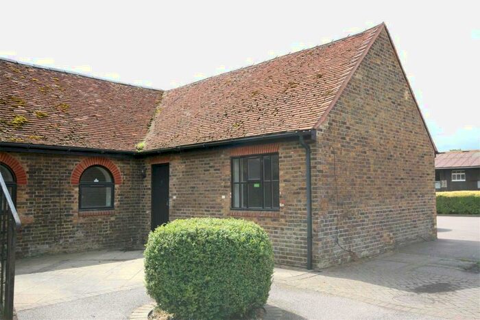 3 Bedroom Barn Conversion To Rent In Station Road, Aldbury, Tring, Hertfordshire, HP23