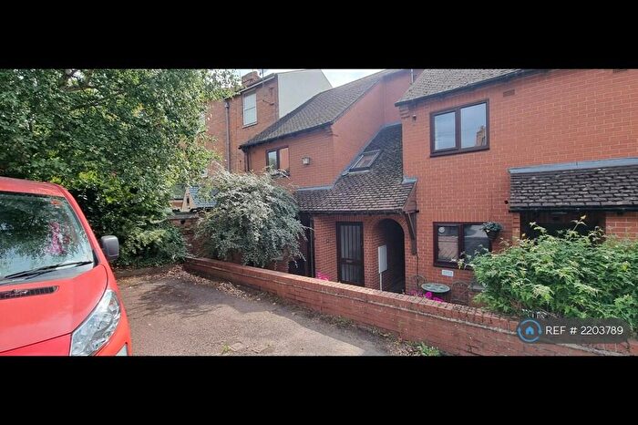 1 Bedroom Flat To Rent In Saltisford, Warwick, CV34