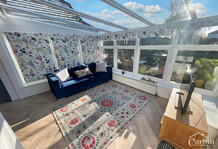 2 Bedroom Detached Bungalow For Sale In Headswell Crescent, Bournemouth, Dorset, BH10