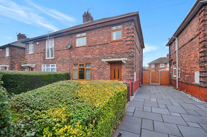 3 Bedroom Semi Detached House To Rent In Hale Road, Widnes, WA8