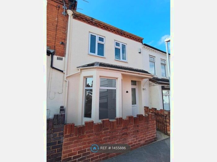3 Bedroom Terraced House To Rent In Bridget Street, Rugby, CV21
