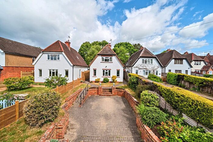 2 Bedroom Detached House For Sale In Hullbrook Lane, Shamley Green, GU5