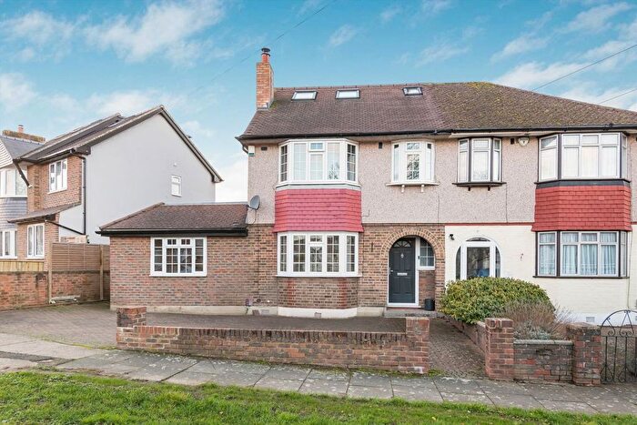 4 Bedroom Terraced House For Sale In Thurleston Avenue, Morden, SM4