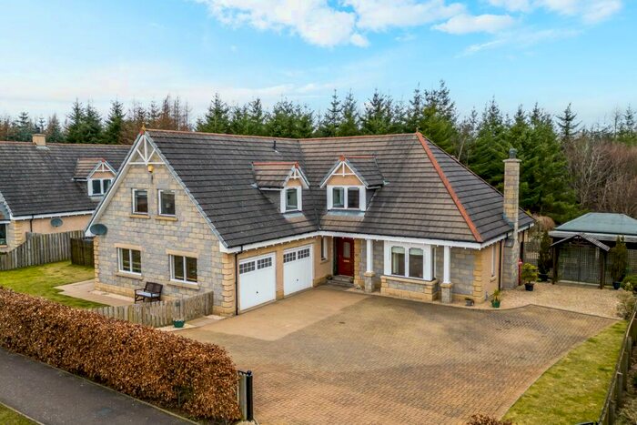 5 Bedroom Detached House For Sale In Osprey Road, Fowlis, Dundee, DD2
