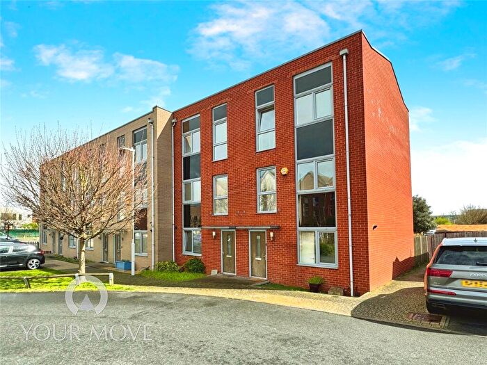 4 Bedroom End Of Terrace House To Rent In Bell Terrace, Dartford, Kent, DA1