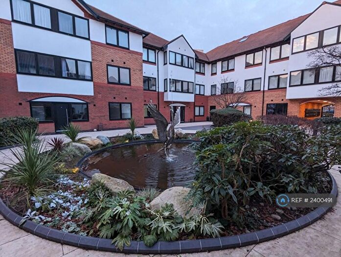 2 Bedroom Flat To Rent In Charles Edward Road, Birmingham, B26