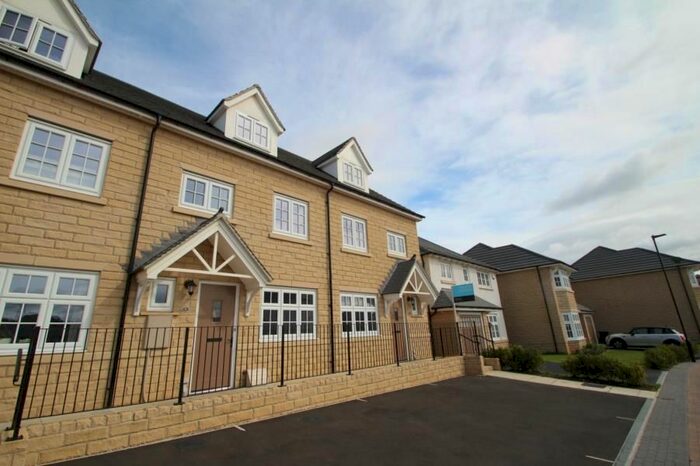 4 Bedroom Town House To Rent In Turing Fold, Horsforth Vale, LS18