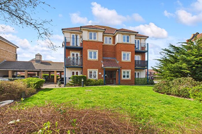 2 Bedroom Flat For Sale In Santa Cruz Drive, Eastbourne, BN23