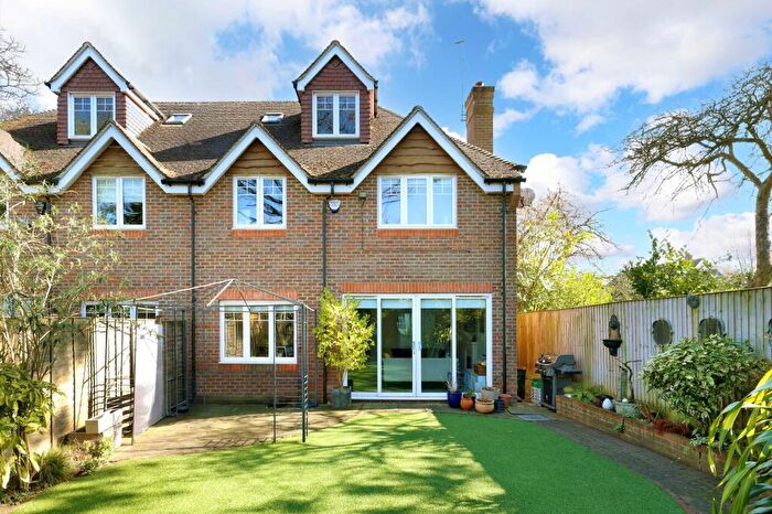 4 Bedroom Semi-Detached House For Sale In Peacock Close, Beaconsfield, Buckinghamshire, HP9