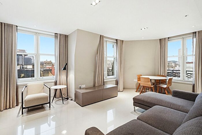 3 Bedroom Flat To Rent In Sherwood Street, London, W1F