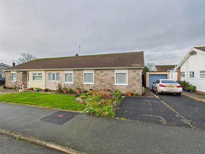 3 Bedroom Bungalow For Sale In Maes Dyfed, St. Davids, SA62