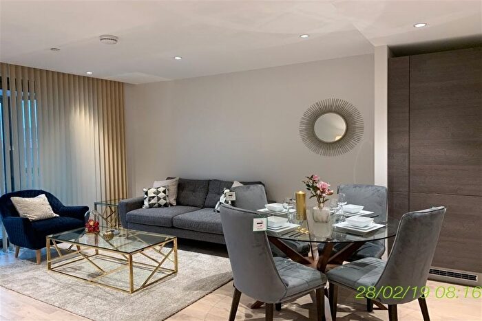 1 Bedroom Flat To Rent In Onyx Apartments, King's Cross, N1C