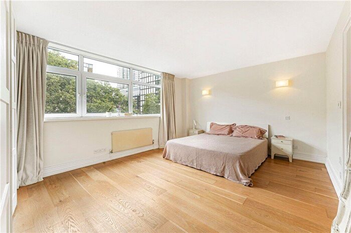 2 Bedroom Apartment For Sale In Martha's Buildings, London, EC1V