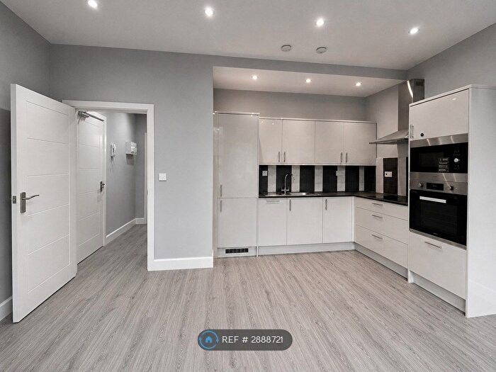 1 Bedroom Flat To Rent In Bentley Road, Liverpool, L8