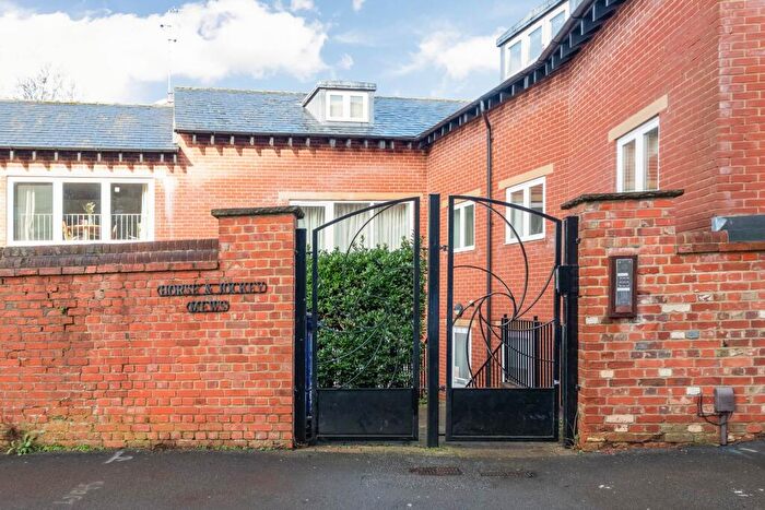 3 Bedroom Duplex For Sale In Horse & Jockey Mews, St. Bernard`s Road, Walton Manor, OX2