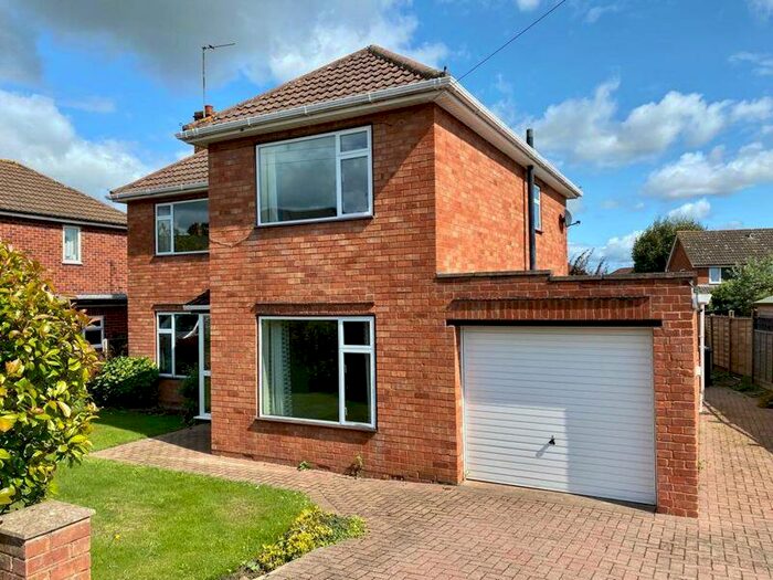 4 Bedroom Detached House To Rent In Westminster Avenue, Hereford, HR1
