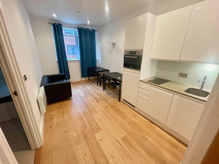 1 Bedroom Apartment To Rent In Flowers Way, Luton, LU1