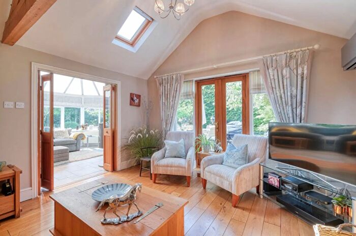 4 Bedroom Detached House For Sale In Alcester Road, Burcot, B60