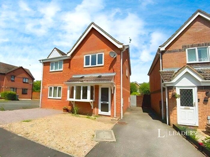 2 Bedroom Semi-Detached House To Rent In Holland Close, Bourne, Lincolnshire, PE10