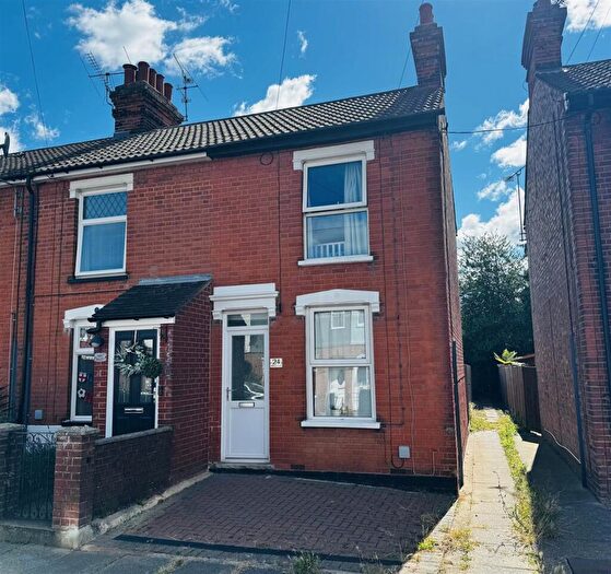 2 Bedroom End Of Terrace House For Sale In Phoenix Road, Ipswich, IP4