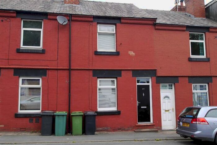 2 Bedroom Terraced House To Rent In Station Road, Morley, LS27