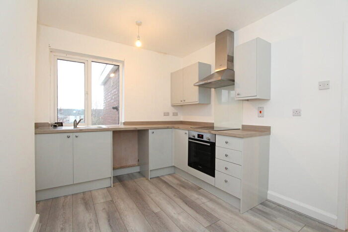 1 Bedroom Flat To Rent In South Street North, New Whittington, S43