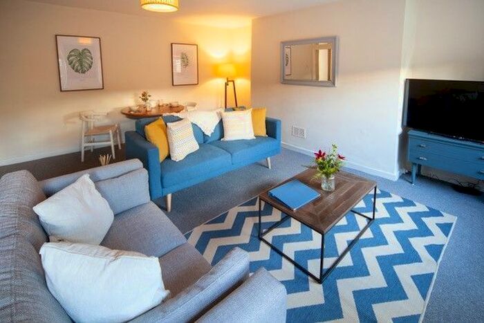 1 Bedroom Flat To Rent In Lansdown Crescent, Cheltenham, GL50