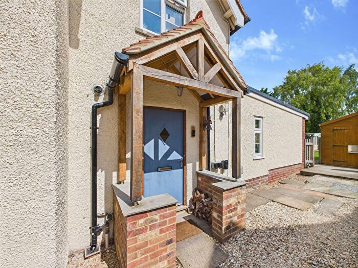 3 Bedroom Semi-Detached House For Sale In Weston Road, Lewknor, Watlington, Oxfordshire, OX49