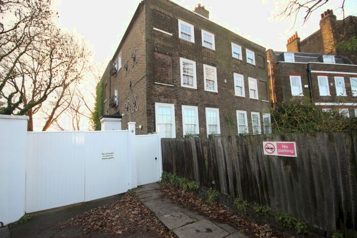 2 Bedroom Flat To Rent In Grotes Buildings, London, SE3