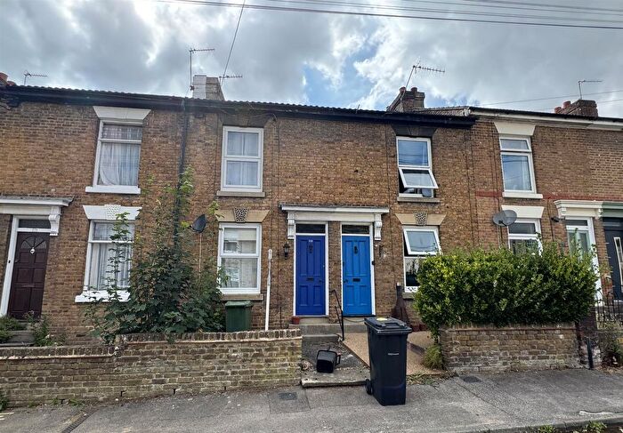 2 Bedroom Terraced House To Rent In Bower Street, Maidstone, ME16