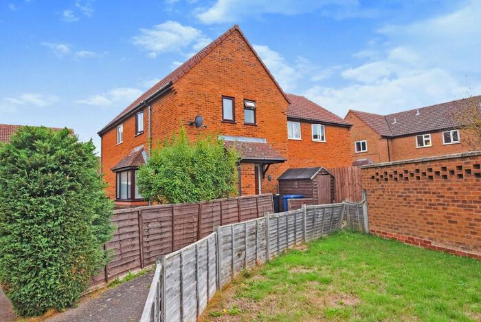 2 Bedroom End Of Terrace House For Sale In Balmoral Drive, Ramsey, Huntingdon, PE26